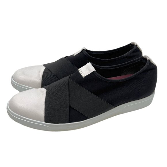 Munro Fabric White Tip Sneakers - Picture 1 of 7